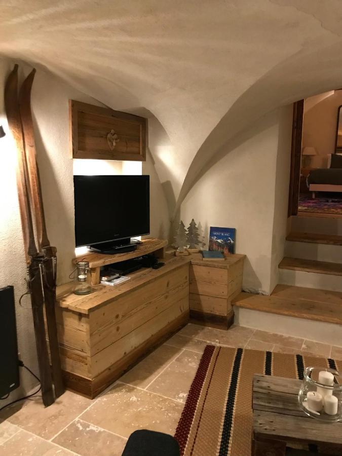 La Suite Lou Le Noyer  Exterior foto