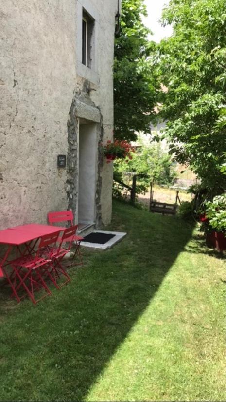 La Suite Lou Le Noyer  Exterior foto